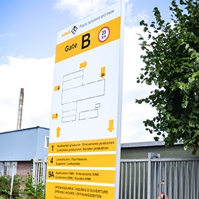 Reclamezuilen pyloonsystemen Pylon 80 ST 4